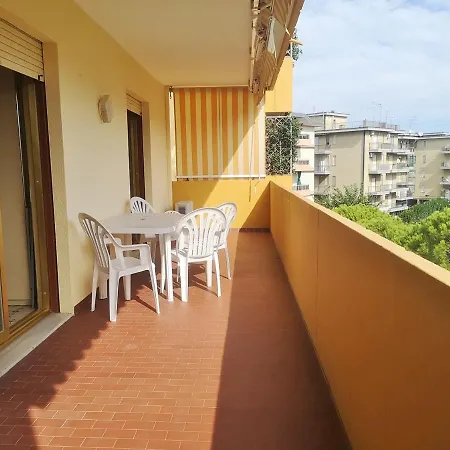 Apartment Giulia *