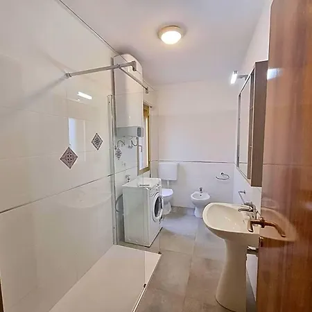 Giulia Apartment