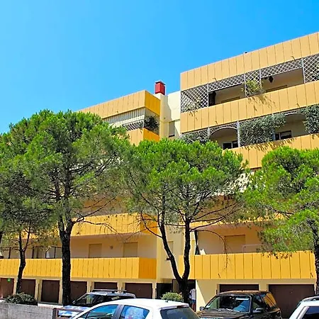 Apartment Giulia *