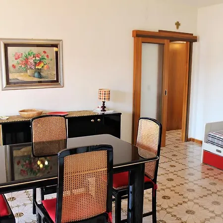 Giulia Apartment *