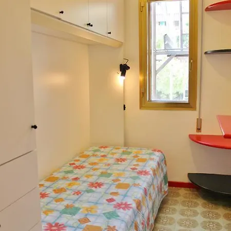Giulia Apartment *