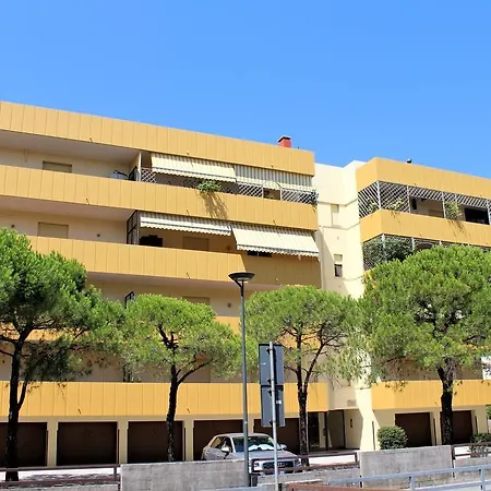 Giulia Apartment *